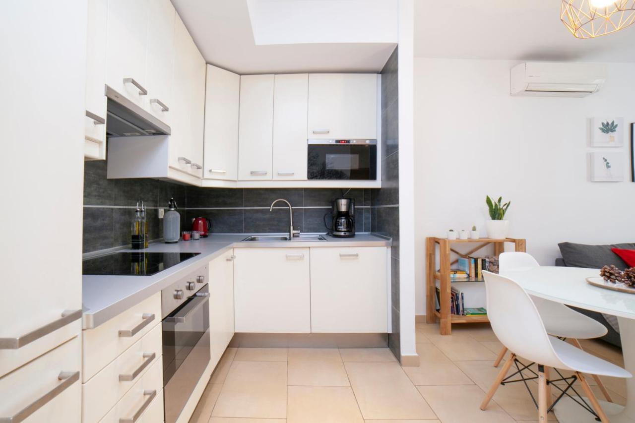 Alohamundi San Julian Appartement *
